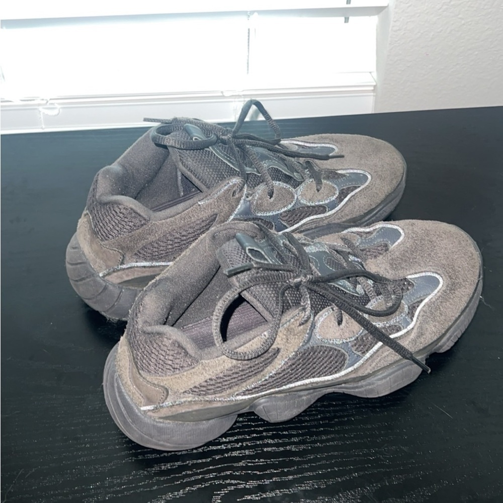Yeezy 500 (2018)